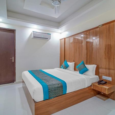 Hotel Classic นิวเดลี ภายนอก รูปภาพ