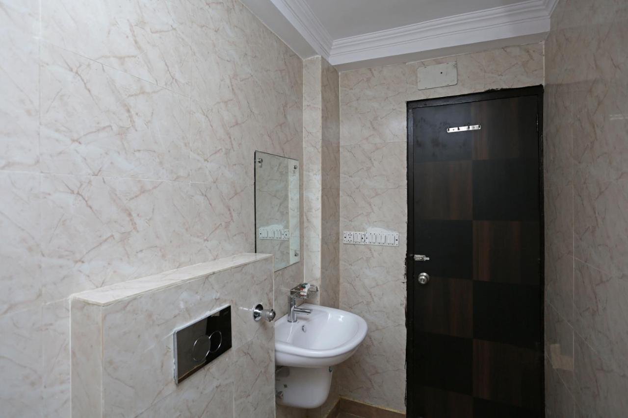 Hotel Classic นิวเดลี ภายนอก รูปภาพ